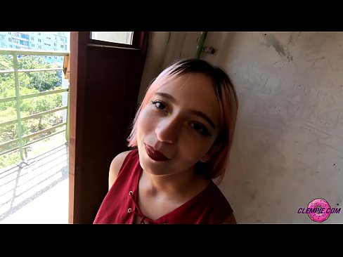 ❤️ 学生Sensual在内陆地区吸食陌生人--在他脸上射精 at us️❤